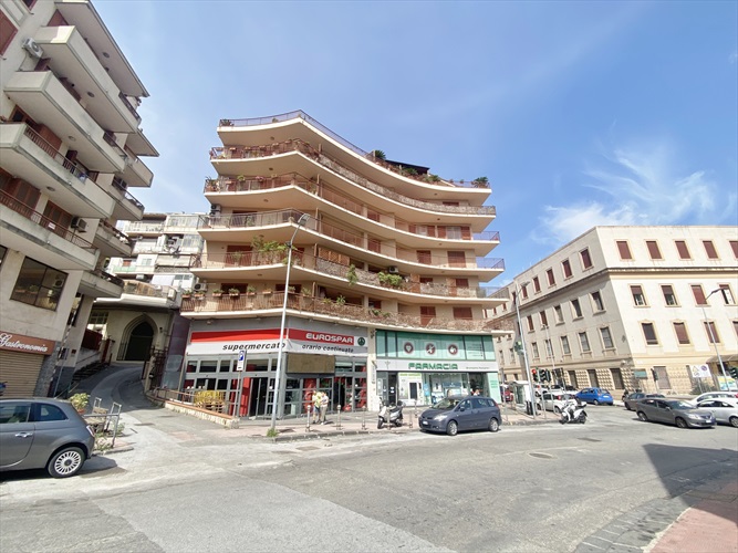 RECENTE COSTRUZIONE VIALE REGINA MARGHERITA