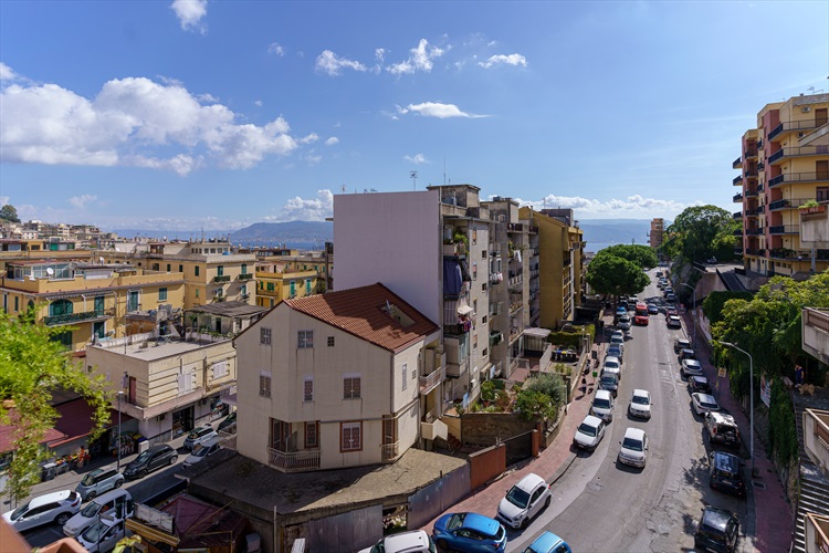 RECENTE APPARTAMENTO PANORAMICO A MESSINA